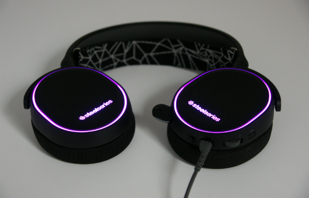 mikrofon steelseries