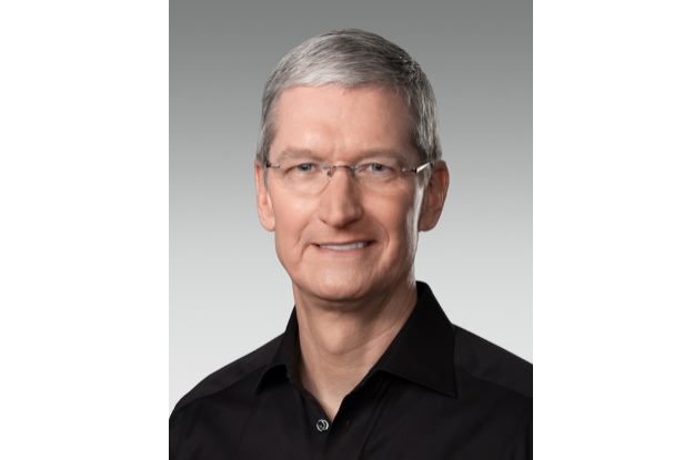 Tim Cook, szef Apple, rozda swój majątek
