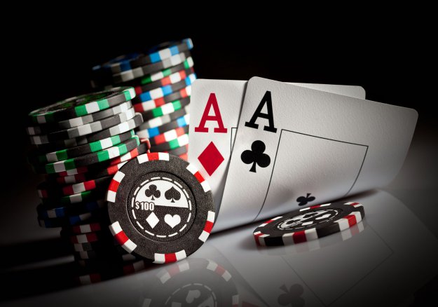 Grasz w pokera online? Być może ktoś podgląda twoje karty!