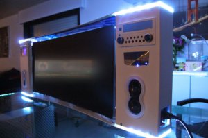 Case Mod Tri-MAX – nowatorski, wielofunkcyjny komputer 
