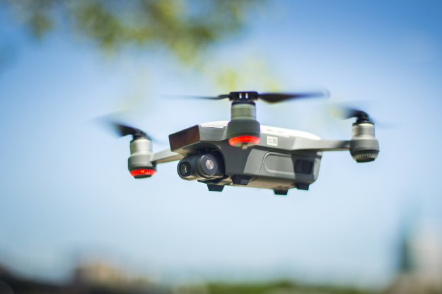 DJI Spark – najmniejszy i najinteligentniejszy dron firmy Hama