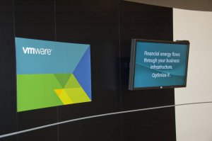 VMware przestaje opisywać sprzęt komputerowy jako „męski