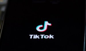 TikTok z mechanizmami kontroli rodzicielskiej