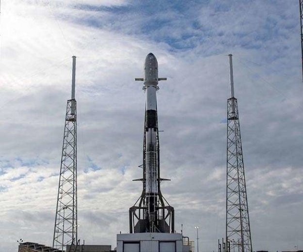 SpaceX przerwał start rakiety