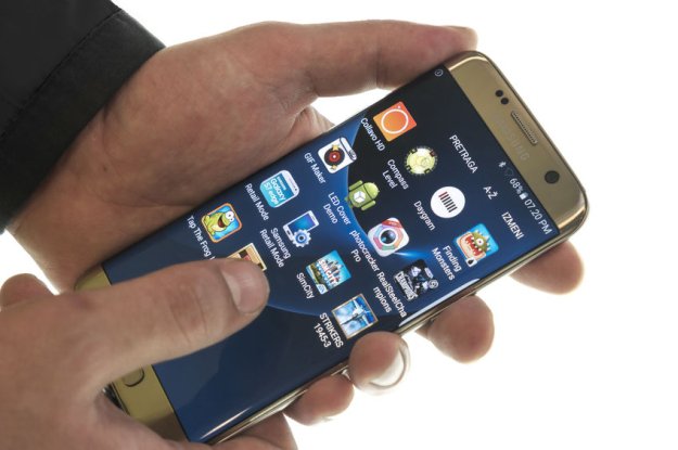 Galaxy S8 bez wejścia na słuchawki i przycisku Home