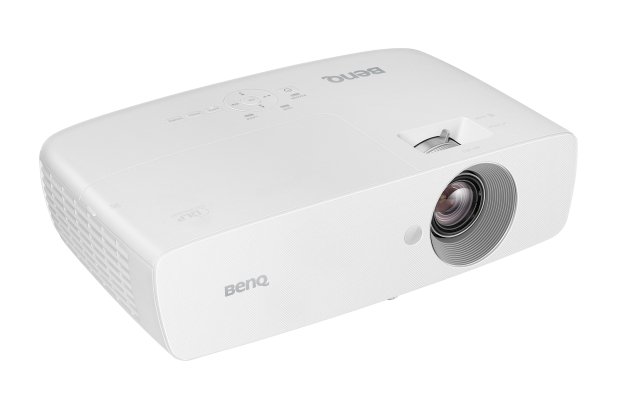 BenQ W1090 –projektor dla kinomanów, kibiców i graczy