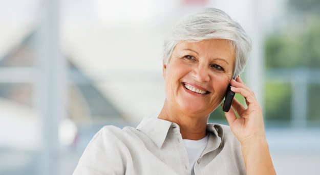 Na co zwrócić uwagę kupując telefon dla seniora? 