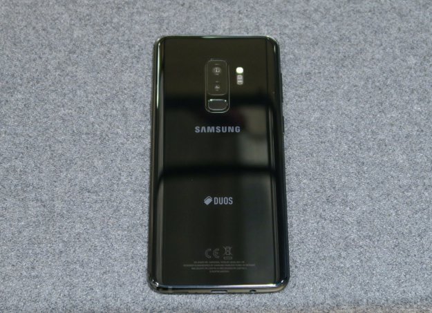 Samsung również zrezygnuje z złącza w telefonach?