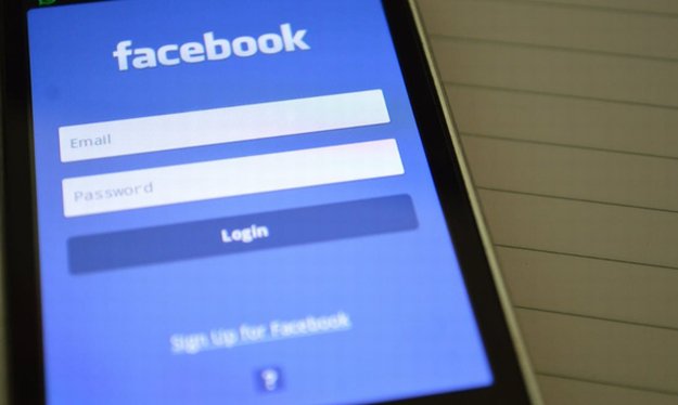 Facebook ukarany grzywną 500 tys. funtów za skandal z udziałem Cambridge Analytica
