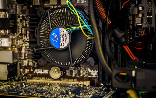 Intel zwiększa wydajność procesorów