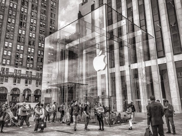 Sprzedaż iPhone’ów o 77% gorsza niż przed rokiem