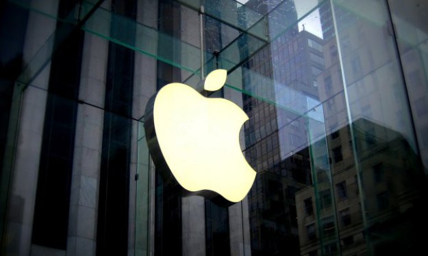 Apple otworzył sklepy stacjonarne w USA