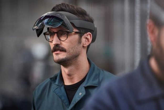 Armia USA zamówiła 120 tysięcy sztuk okularów HoloLens