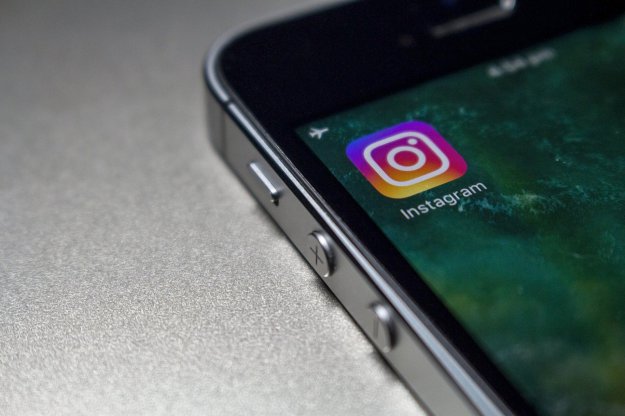 Instagram zacznie tłumaczyć relacje