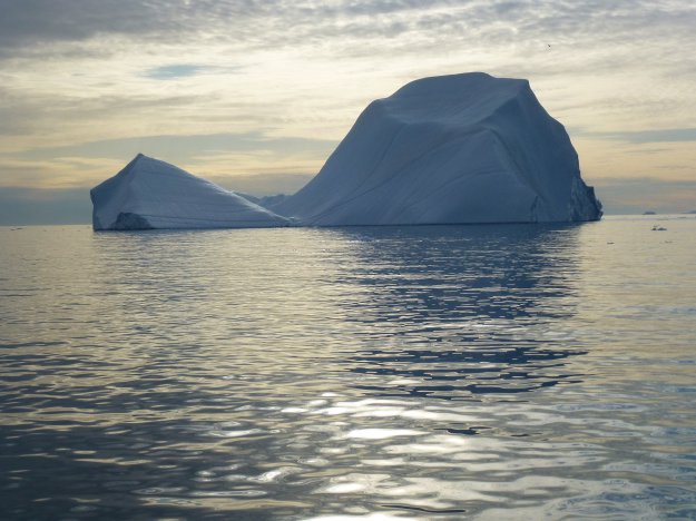 Światłowodowy „Expres Polarny” przetnie Arktykę 