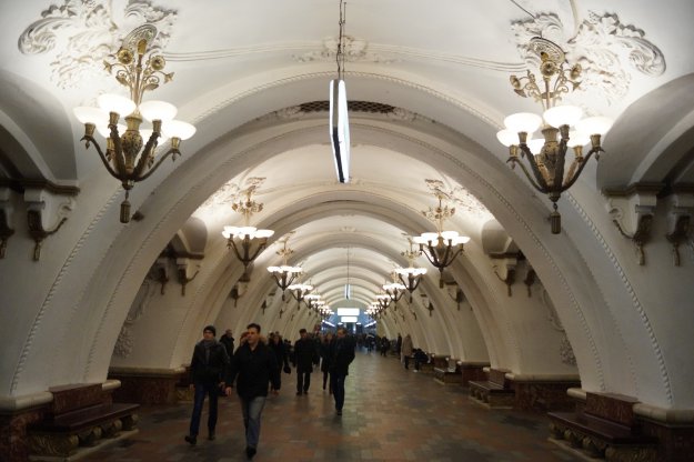 Moskwa: ułatwienia w metrze i w inwigilacji